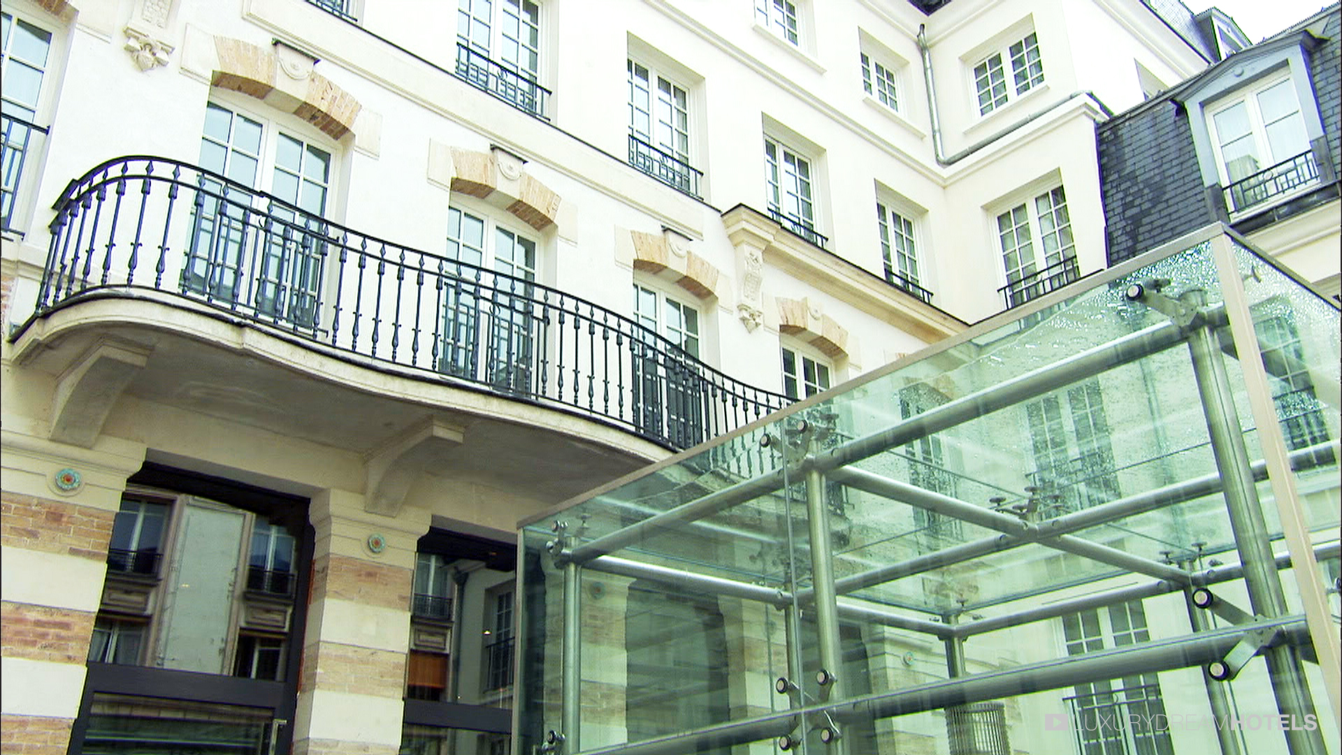 Luxury hotel, Kube Hotel Paris, Paris, France - Luxury Dream Hotels