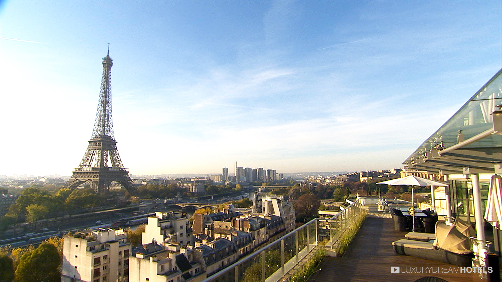 Luxury hotel, Shangri-La Hotel Paris, Paris, France - Luxury Dream